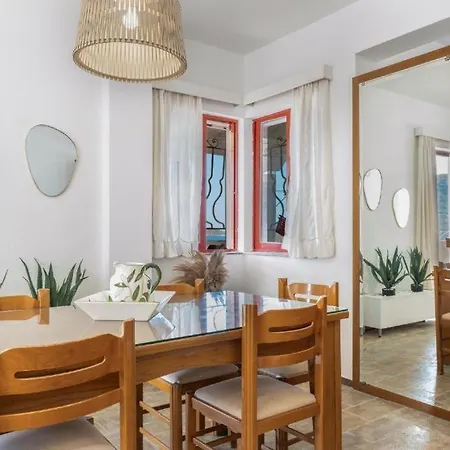 Christina 2 Mérichas